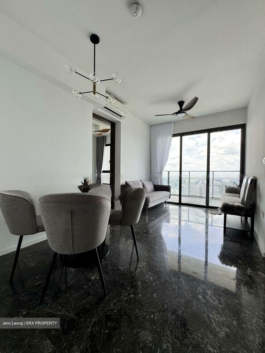 Avenue South Residence (D3), Apartment #469346171